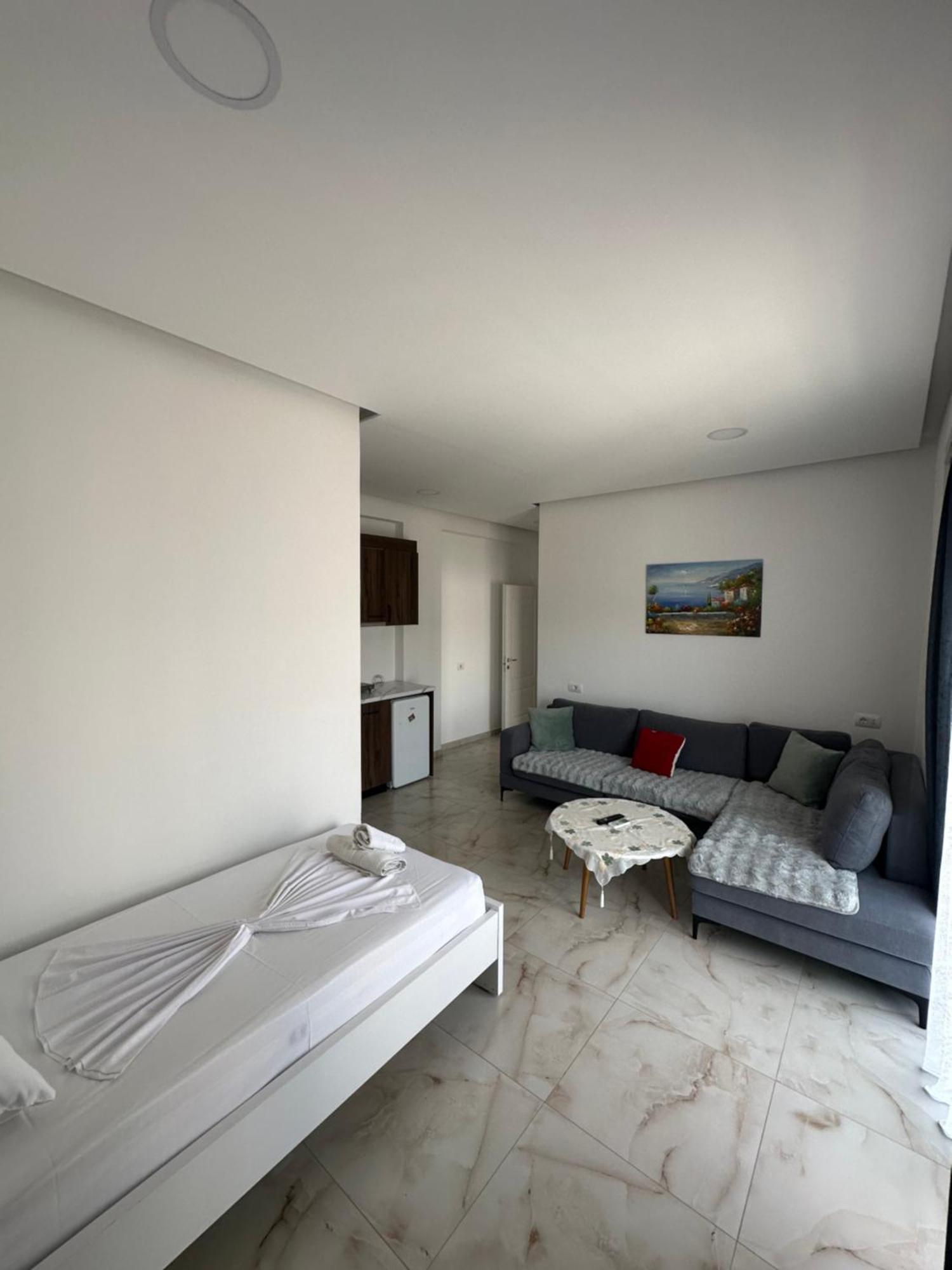 Liel Apartments Ksamil Exterior foto